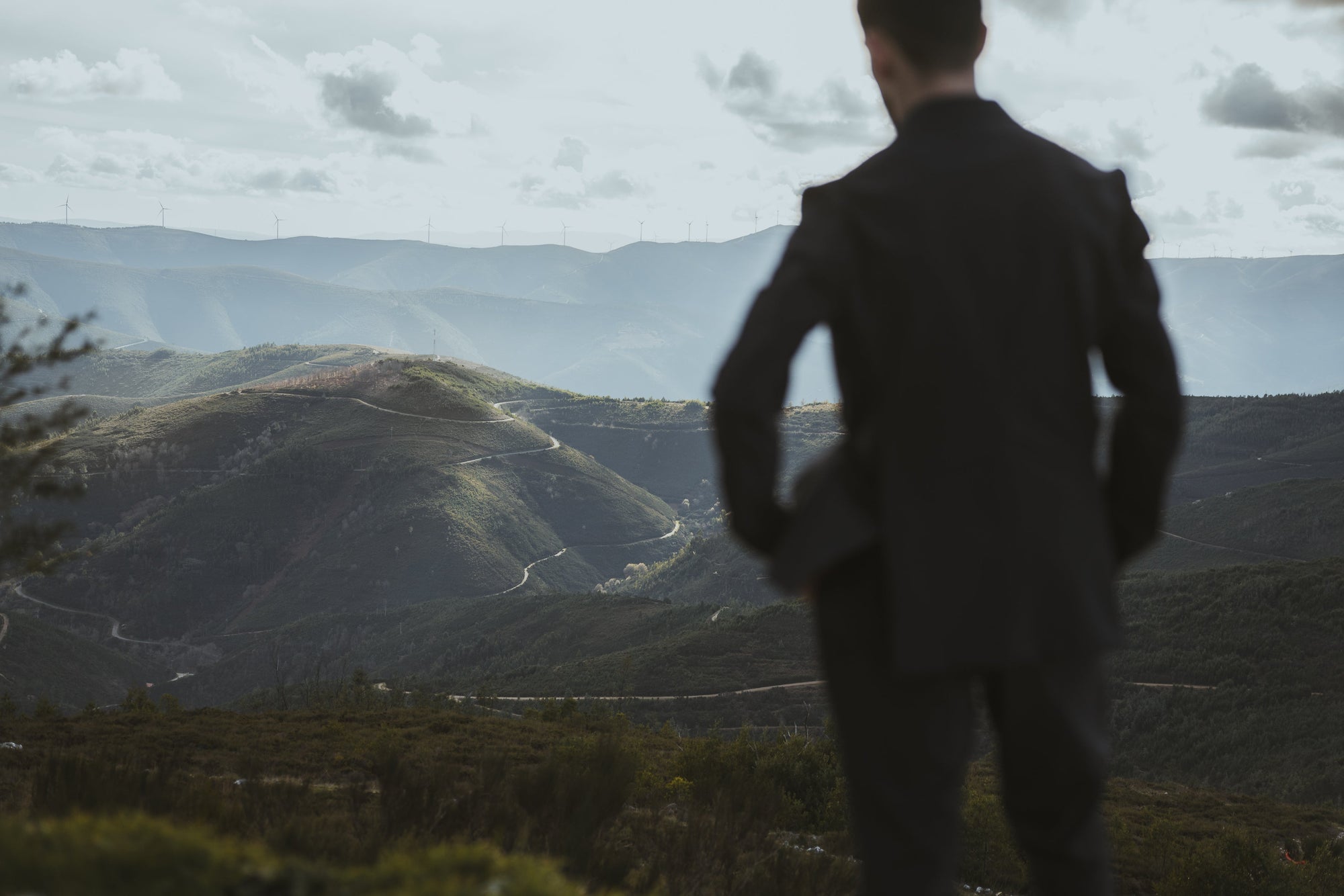 Carlo Viscontti: The Story of the Portuguese Brand That Unites Tailoring and Tradition